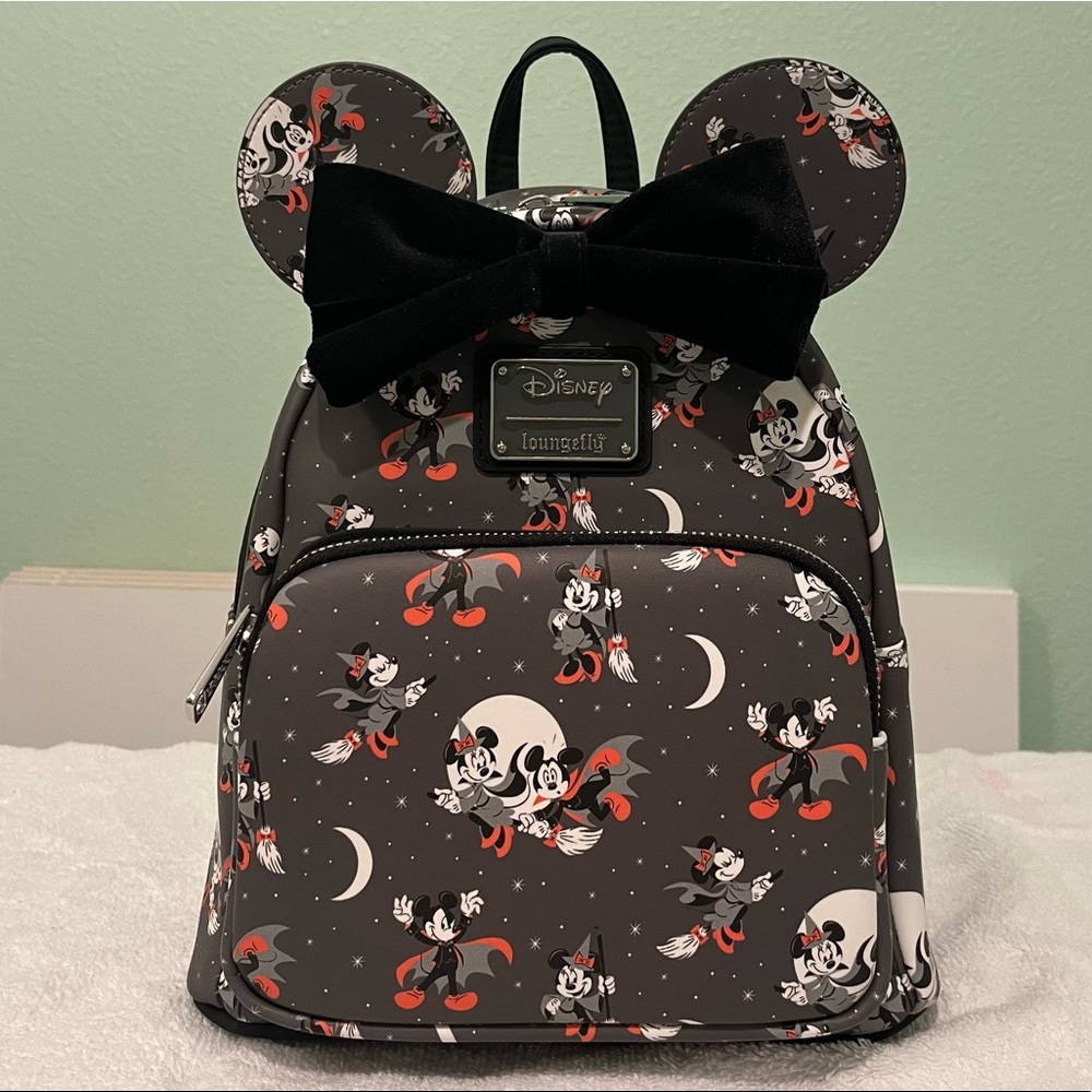 Halloween Disney Mini Backpack! Loungefly Witch Minnie and Vampire Mickey spooky